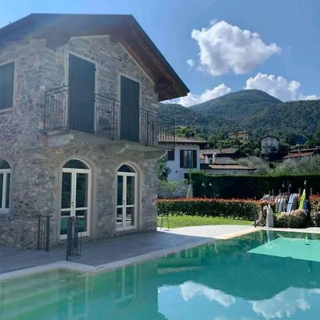 アパート Dreams Apt, Pool, With Private Garden, Near *