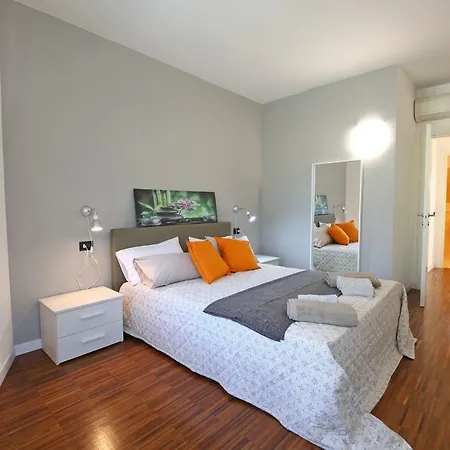 Dreams Apt, Pool, With Private Garden, Near ベッラージョ