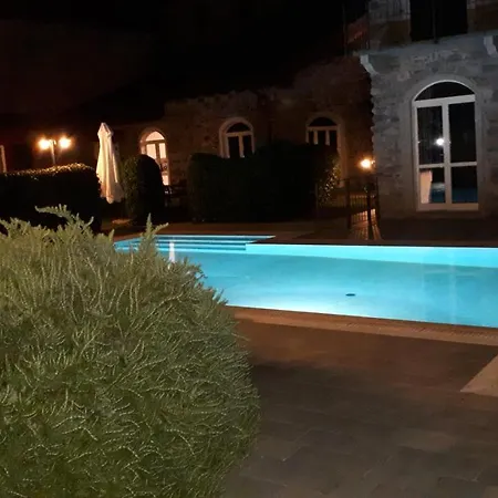 アパート Dreams Apt, Pool, With Private Garden, Near